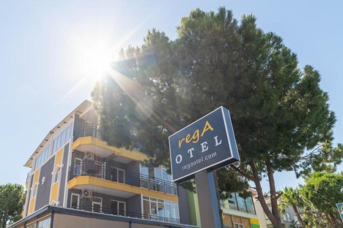 Rega Hotel Überweisen
